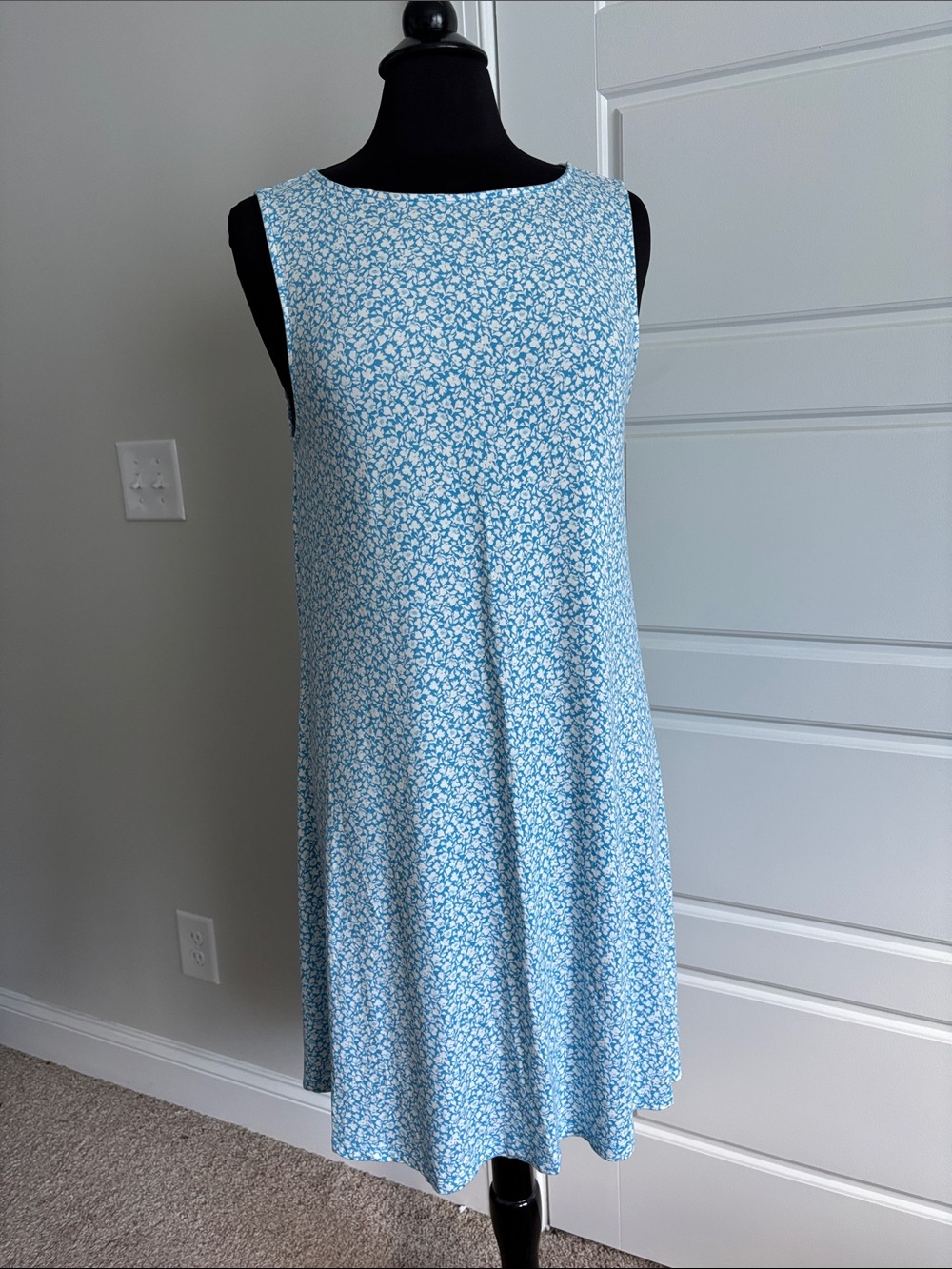 Old Navy Floral Sleeveless Swing Dress